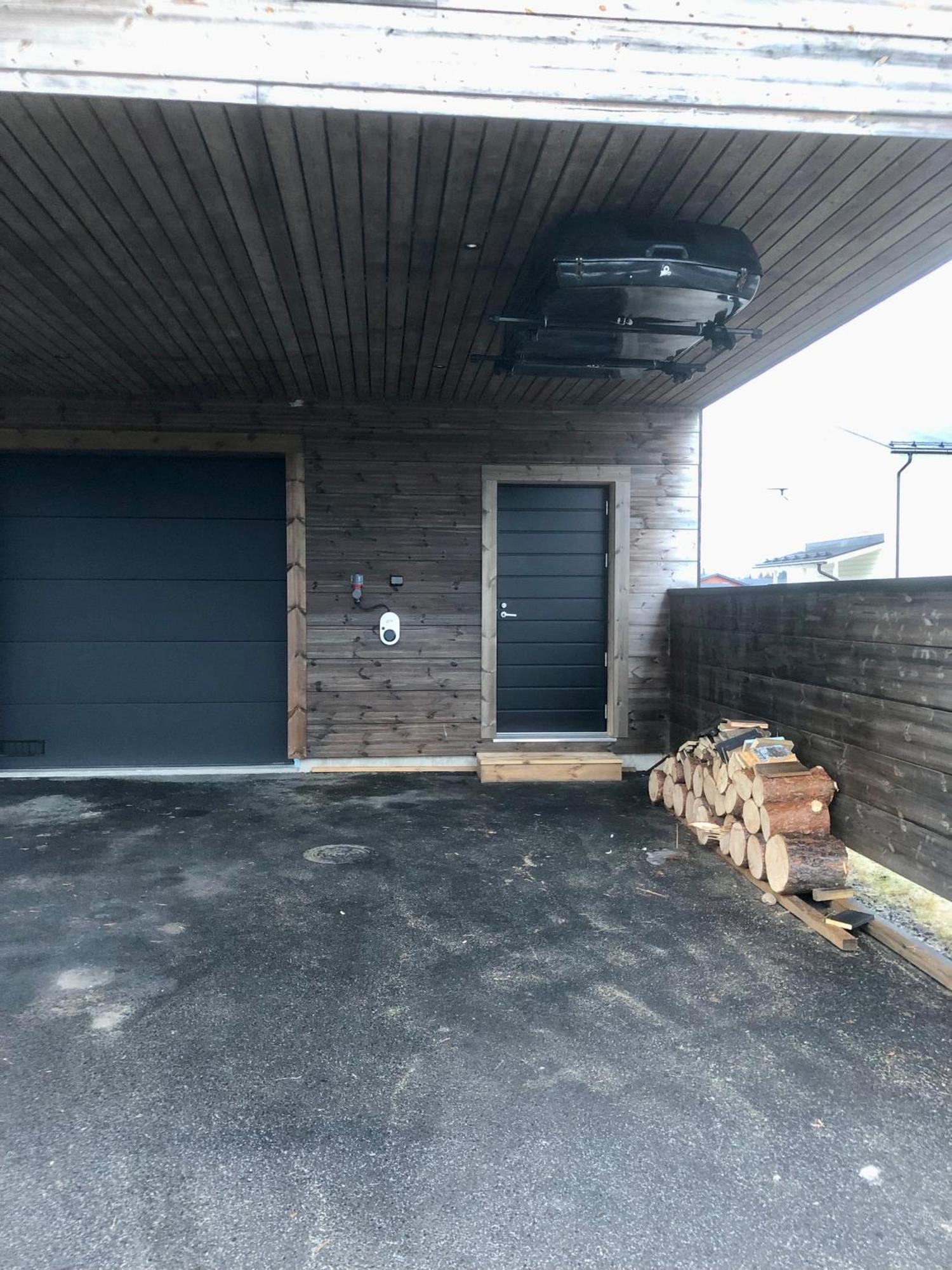 Uusi Miniasunto Hiukkavaarassa Ilmaisella Pysaekoeinnillae Apartment Oulu