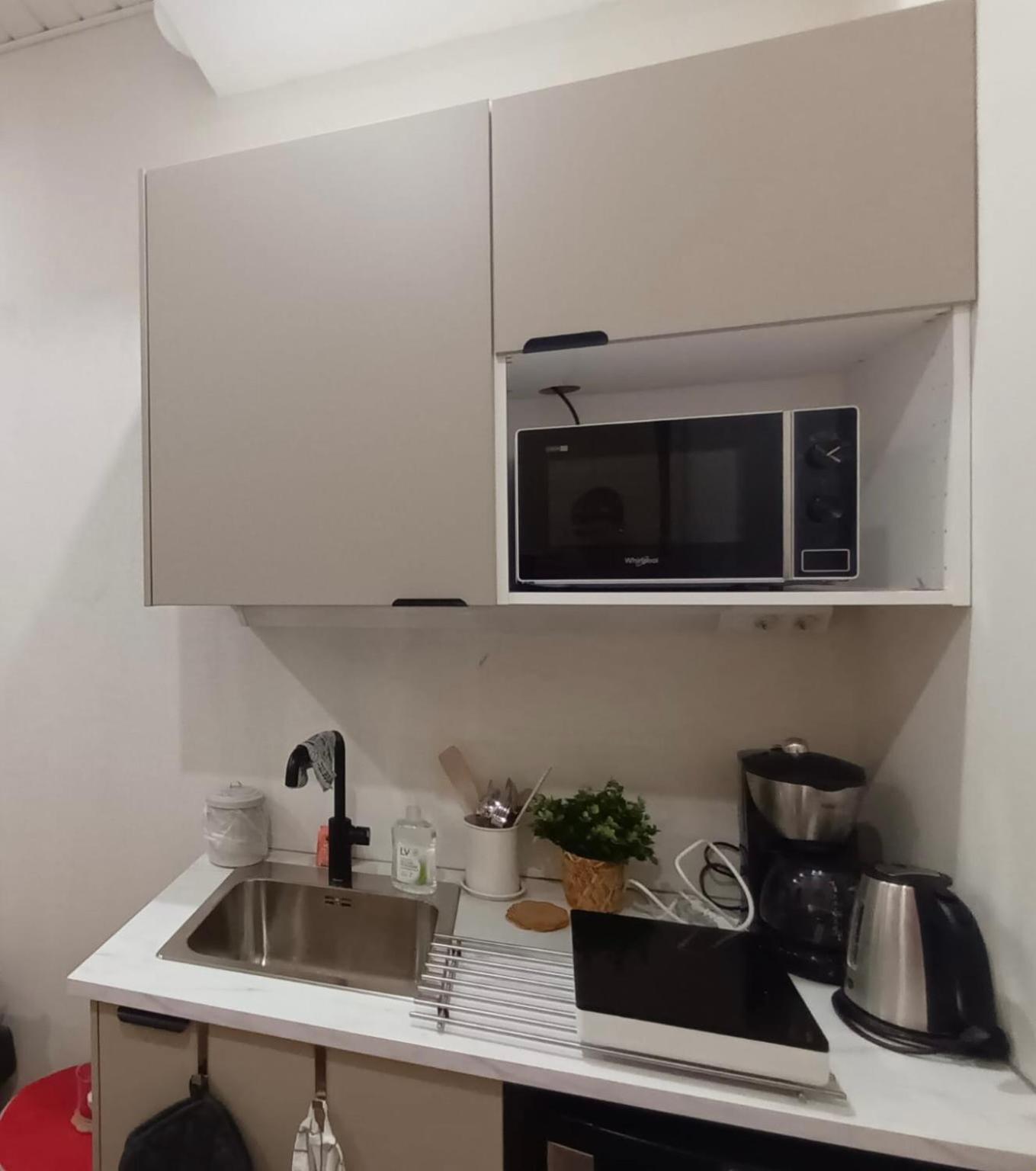 Apartment Uusi Miniasunto Hiukkavaarassa Ilmaisella Pysaekoeinnillae Oulu
